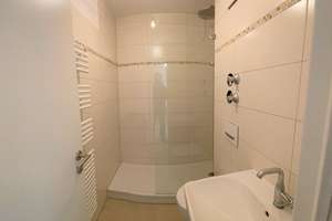 Exklusive helle und moderne 2-Zimmer-Wohnung m. großem Balkon nach Komplettsanierung 2020-von Privat – Leonrodstraße 31, 80636 Dom Pedro, München – Vorschaubild 6