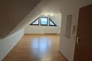 Familientraum, Paketvorzugspreis ! 3 Zi. + Untergeschoß + 2 Zi. (DG), eigener Garten, Doppelgarage ! – Die vollständige Adresse der Immobilie erhältst du vom Anbieter., 1157 Briesnitz, Dresden – Vorschaubild 27