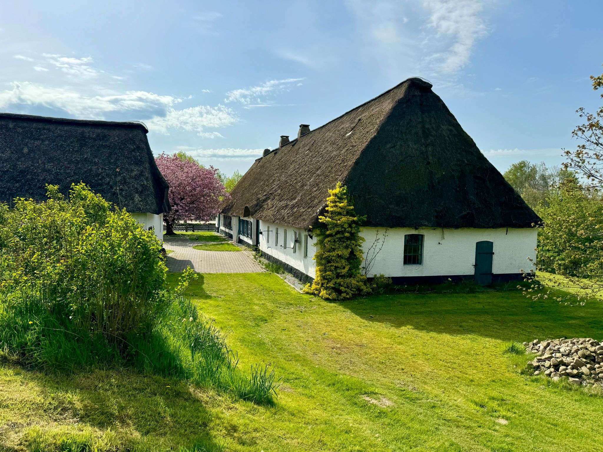 Historisches Reetdachanwesen in zentraler Lage mit optionaler Hauskoppel, Schleswig Flensburg Kreis – Bild 2