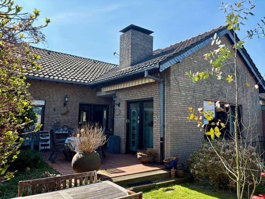 Tolle Lage, gepflegtes Einfamilienhaus für die große Familie