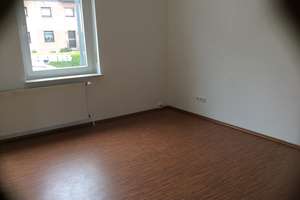 Schöne sanierte EG-Wohnung mit zweieinhalb Zimmern und EBK in Dortmund – Heckelbeckstraße 29, 44379 Kirchlinde, Dortmund – Vorschaubild 4