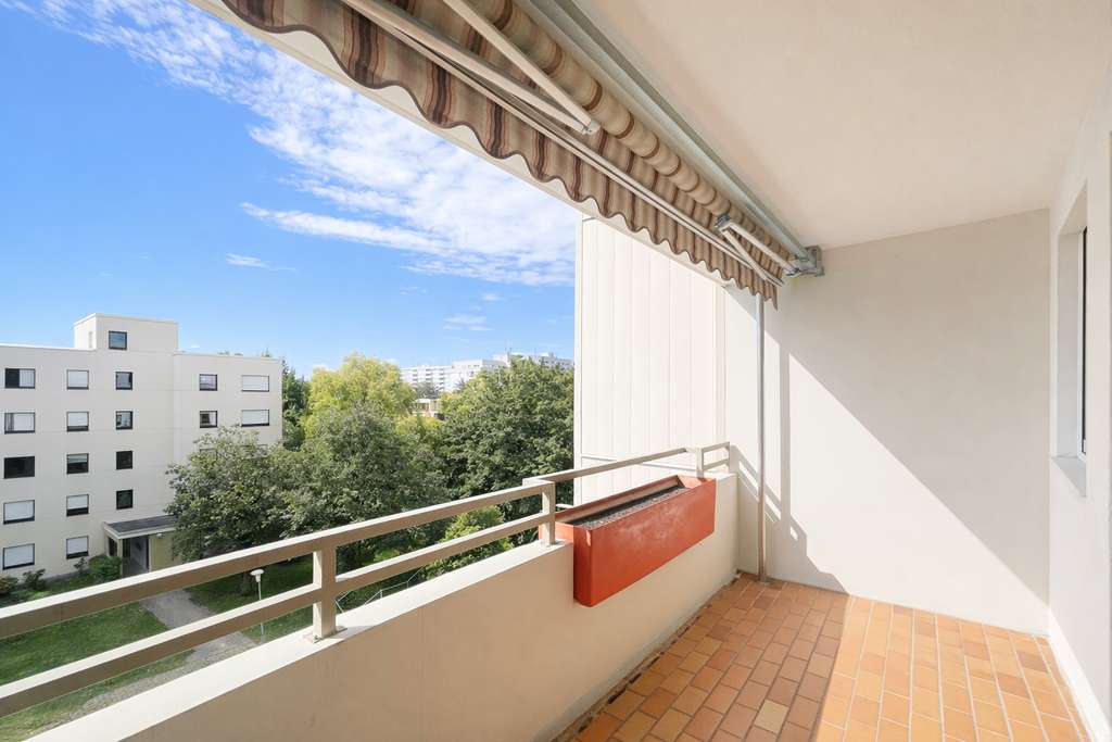 Immobilie in Waiblingen - Wohlfühlen auf der Korber Höhe: 3,5-Zimmer-Wohnung mit Aufzug und viel Platz - Bild 1