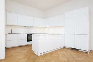 ***WG-Haus, kleines Studentenwohnheim mitten in Regensburg***