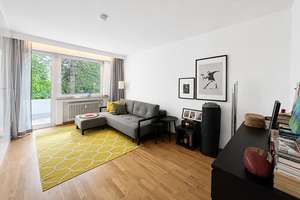 Blick auf die Rheinauen: 3-Zimmer-Wohnung mit Terrasse und TG-Stellplatz in Düsseldorf Kaiserswerth – Die vollständige Adresse der Immobilie erhältst du vom Anbieter., 40489 Kaiserswerth, Düsseldorf – Vorschaubild 9