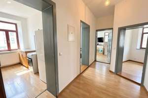 PROVISIONSFREI, Großzügige 3-Zimmer-Altbauwohnung, WG-geeignet, zentraler Lage – Langenmantelstraße 30, 86153 Stadtjägerviertel, Augsburg – Vorschaubild 6