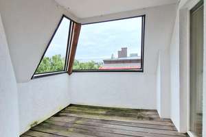 Exklusive Dachgeschoss-Maisonette Wohnung mit Kamin, EBK & Loggia – Die vollständige Adresse der Immobilie erhältst du vom Anbieter., 70372 Seelberg, Stuttgart – Vorschaubild 5