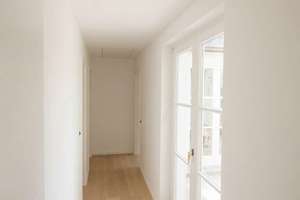 Nach umfassender Sanierung – Exklusive Dachgeschosswohnung mit großer Terrasse in begehrter Lage – Die vollständige Adresse der Immobilie erhältst du vom Anbieter., 65183 Mitte, Wiesbaden – Vorschaubild 14
