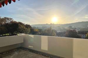 Traumhafte Terrassenwohnung; 2,5 Zimmer am Nützenberg mit Sonnenterasse und Stellplatz