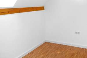 Kassel-Harleshausen: Singlewohnung im Dachgeschoss mit schönem Balkon! – Die vollständige Adresse der Immobilie erhältst du vom Anbieter., 34128 Harleshausen, Kassel – Vorschaubild 8
