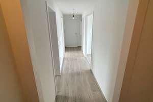 2.5 Zimmer "Himmelreich" –lichtdurchflutete DG-Wohnung | Erstbezug nach Sanierung | zentral & ruhig – Die vollständige Adresse der Immobilie erhältst du vom Anbieter., 44263 Hörde (Ortsteil), Dortmund – Vorschaubild 2
