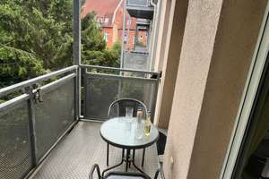 Sonniger Balkon, ruhige Lage, 10 Min. zum Anger – Die vollständige Adresse der Immobilie erhältst du vom Anbieter., 99085 Krämpfervorstadt, Erfurt – Vorschaubild 1