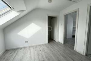 DG-Wohnung am Rotenbühl,
für Singles oder Anleger geeignet! – Die vollständige Adresse der Immobilie erhältst du vom Anbieter., 66123 St. Johann, Saarbrücken – Vorschaubild 6