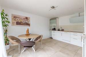 Moderne Wohnung mit gehobener Ausstattung – Die vollständige Adresse der Immobilie erhältst du vom Anbieter., 72461 Albstadt – Vorschaubild 2