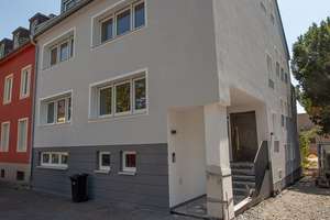 Erstbezug nach Sanierung! Helle 3 Zimmerwohnung mit Balkon in Marienburg! – Andernacherstr. 6, 50968 Marienburg, Köln – Vorschaubild 11