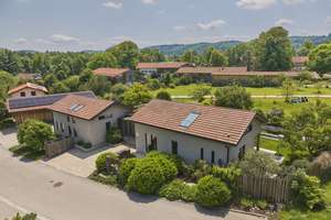 Perfekte Harmonie von Natur, Design und Komfort - Nachhaltige Luxus-Villa mit Hallengebäude – Die vollständige Adresse der Immobilie erhältst du vom Anbieter., 83629 Weyarn – Vorschaubild 12