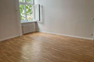 Modernisierte Altbauwohnung mit Parkett! Erstbezug!