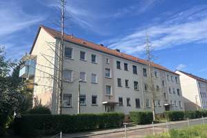 3-R-Whg. mit Balkon zu vermieten