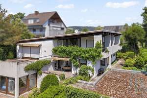 Traum vom individuellen Wohnen: Spit-Level Architektenhaus mit Wellnessbereich & Entwicklungschancen – Die vollständige Adresse der Immobilie erhältst du vom Anbieter., 67098 Bad Dürkheim – Vorschaubild 2