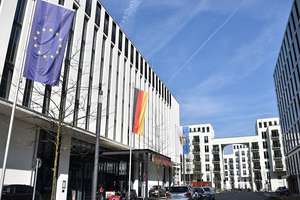 B.J.-2015! Neuwertige 3 Zi. Wohnung in sehr gefragter Lage!  Vermietet! – am Oberwiesenfeld 43, 80809 Am Riesenfeld, München – Vorschaubild 25