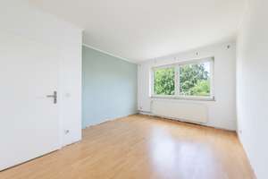 3-Zi.-Wohnung mit Balkon im Hamburger Westen – attraktiv für Eigennutzer & Anleger – Die vollständige Adresse der Immobilie erhältst du vom Anbieter., 22549 Osdorf, Hamburg – Vorschaubild 9