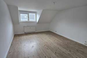 Schöne 2-Zimmerwohnung in der Solinger Innenstadt zu vermieten! – Unter Sankt Clemens 6, 42651 Solingen-Mitte, Solingen – Vorschaubild 1