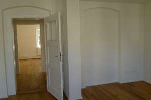 Wohnen mit Charakter: 2-Zimmer-Wohnung in Augsburg-Lechhausen – Die vollständige Adresse der Immobilie erhältst du vom Anbieter., 86167 Lechhausen-West, Augsburg – Vorschaubild 3