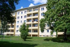 Gepflegtes 2-Zimmer-Apartment mit Laminat und EBK zum fairen Preis** – Berchtesgadener Straße 47, 1279 Laubegast, Dresden – Vorschaubild 2