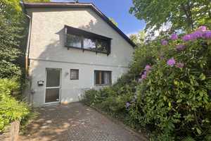 Großzügiges Einfamilienhaus am ruhig gelegenen Ortsrand von Wassenach – Ahrweiler (Kreis) – Vorschaubild 1