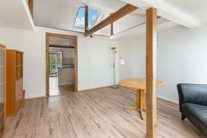 Außergewöhnliche Dachgeschosswohnung mit offenem Dachstuhl – 63065 Wilhelmschule, Offenbach am Main – Vorschaubild 2
