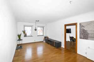 Zeitmietvertrag! Altbauwohnung Maximilianstraße 68 - Kaisermeile Augsburg - für WG – Maximilianstraße 68, 86150 Augsburg – Vorschaubild 3