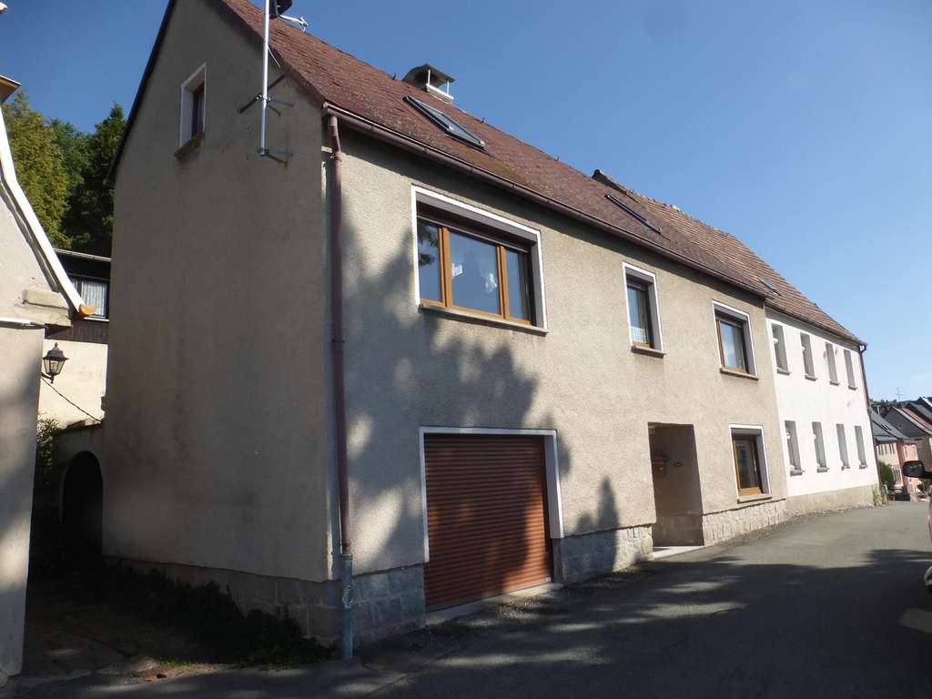 Immobilie in Lichtenstein/Sachsen - Saniertes EFH mit Garage (Lichtenstein) - Bild 0