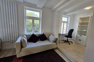 Voll möbliertes 1,5-Zimmer-Apartment in kernsaniertem Fachwerkhaus in Top-Lage (Provisionsfrei) – 38300 Wolfenbüttel – Vorschaubild 4