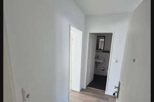 Nachmieter gesucht für eine schöne, möblierte 2-Zimmer-Wohnung in ruhiger Lage in Hannover-Bothfeld  – Lyonel-Feininger-Weg 4, 30657 Bothfeld, Hannover – Vorschaubild 7