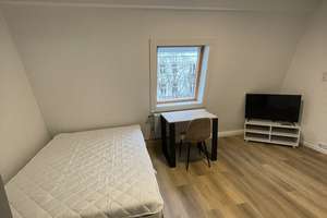 Voll möbliertes, modernes Studio im Herzen Winterhudes – Die vollständige Adresse der Immobilie erhältst du vom Anbieter., 22299 Winterhude, Hamburg – Vorschaubild 3