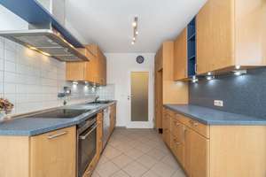 Property thumbnail 9