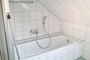 Dachgeschosswohnung in ruhiger Lage | Balkon & Stellplatz – Die vollständige Adresse der Immobilie erhältst du vom Anbieter., 50733 Nippes (Ortsteil), Köln – Vorschaubild 4