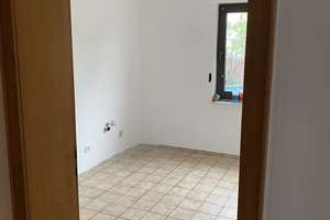 Erdgeschoss Apartment in Sankt Augustin Menden (Nähe Bahnhof) – Die vollständige Adresse der Immobilie erhältst du vom Anbieter., 53757 Sankt Augustin – Vorschaubild 4