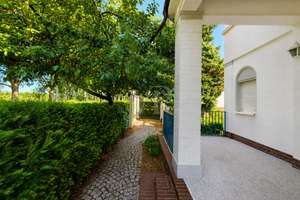 Herrschaftliche Villa mit sonnigem Garten, Neckarblick und separater Praxisfläche (96 m²) – Die vollständige Adresse der Immobilie erhältst du vom Anbieter., 68163 Neuostheim/Neuhermsheim, Mannheim – Vorschaubild 40