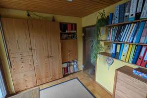 Gepflegte 5-Zimmer-Wohnung mit Blick ins Grüne – 125 m² & 18 m² Terrasse & Balkon, 2 Bäder, Garagen – Die vollständige Adresse der Immobilie erhältst du vom Anbieter., 71067 Sindelfingen – Vorschaubild 13