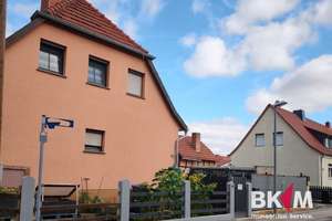 Saniertes großzügiges Einfamilienhaus mit Garten – Die vollständige Adresse der Immobilie erhältst du vom Anbieter., 99090 Kühnhausen, Erfurt – Vorschaubild 1