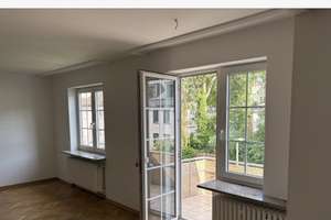 Großzügige 4 Zi.-Wohnung für Paare, Südstadt - 2 Balkone, neue Premium-Küche