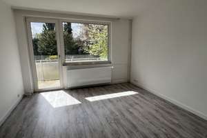 Renovierte & sanierte 4 Zi-Whg. mit S-W Balkon, Hochparterre, gepflegtes 6 Parteienhaus in Hassels – Die vollständige Adresse der Immobilie erhältst du vom Anbieter., 40599 Hassels, Düsseldorf – Vorschaubild 8