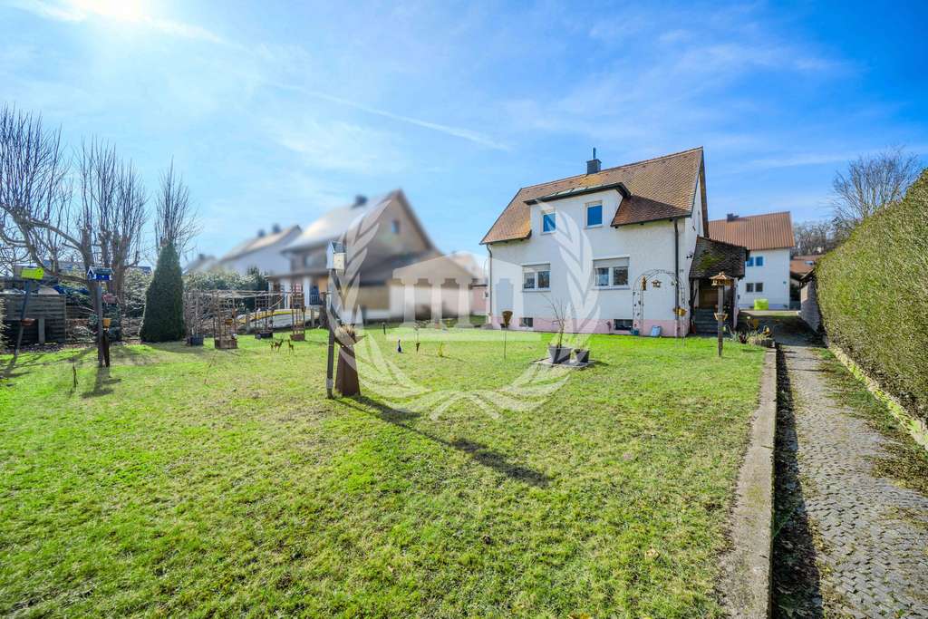 Immobilie in Lappersdorf - Zwei Häuser, ein Grundstück – Kapitalanlage & Neubaupotenzial in Pielmühle! - Bild 2