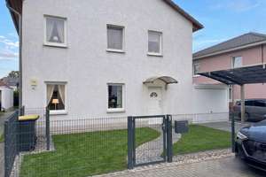 Modernes Wohlfühl-Massivhaus in Berlin-Mahlsdorf
