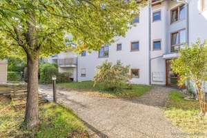 Gepflegt, vermietet und solide – Kapitalanlage in Plieningen mit Balkon und TG-Stellplatz – 70599 Plieningen (Ortsteil), Stuttgart – Vorschaubild 2