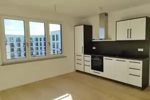 Modernes 1-Zimmer-Apartment mit Einbauküche und Tageslichtbad in urbaner Umgebung – Kyivstrasse 5, 81735 München – Vorschaubild 5