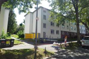 Schön gelegene 2-R-Wohnung mit Loggia! – Steubenstr. 15, 44803 Altenbochum, Bochum – Vorschaubild 3