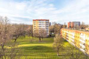 Property thumbnail 3