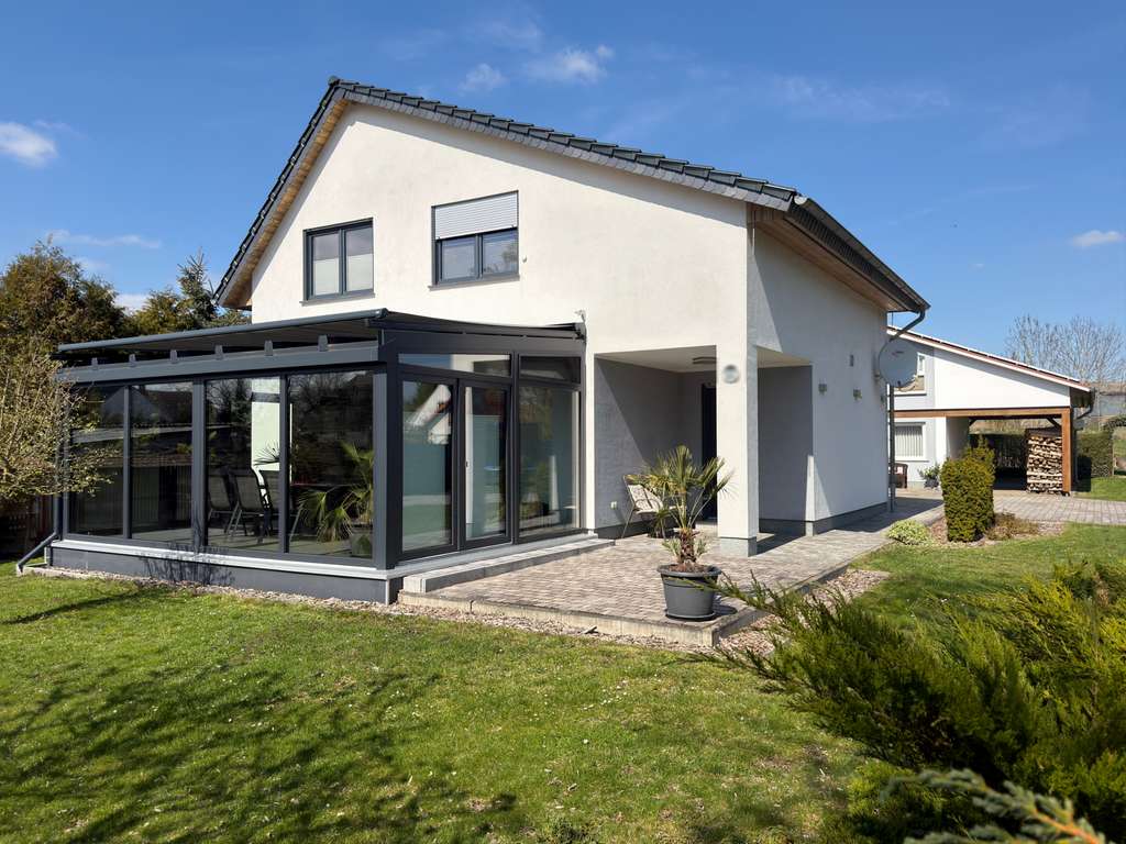 Immobilie in Casekow - Energieeffiziente Immobilie in Casekow mit zusätzlichem Raum für Arbeit, Hobby oder Gäste - Bild 0