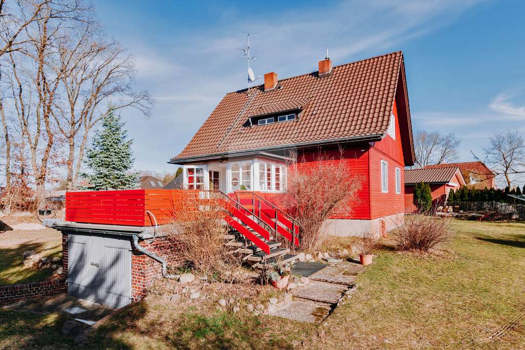 Immobilie in Neetze - Ein Haus mit Seele – Charmantes Holzhaus mit viel Herz und Charakter - Bild 1
